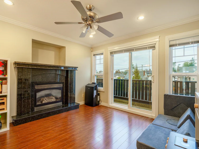 1150 E 41st Avenue, Vancouver, BC, V5W 1R2 - 5