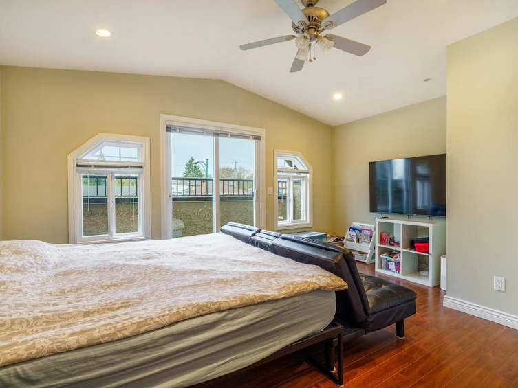 1150 E 41st Avenue, Vancouver, BC, V5W 1R2 - 30