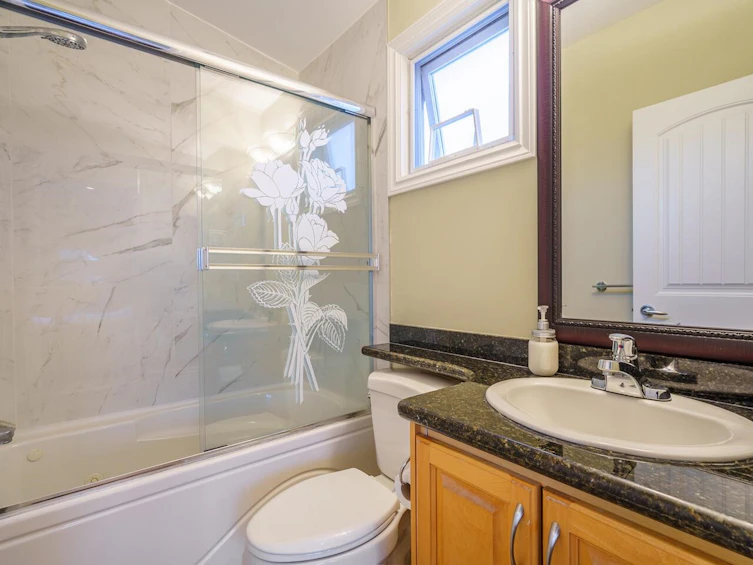 1150 E 41st Avenue, Vancouver, BC, V5W 1R2 - 24