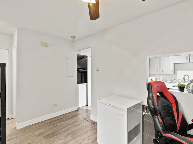 3057 268 Street, Langley, BC, V4W 3C5 - 5