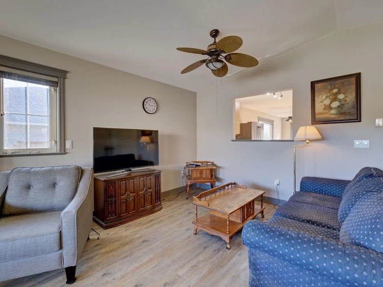 5715 Cartier Road, Sechelt, BC, V7Z 0N5 - 7