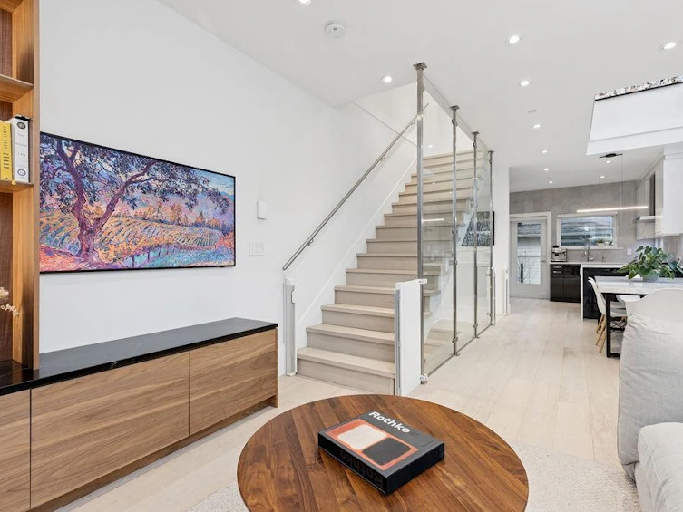 2175 Guelph Street, Vancouver, BC, V5T 3N7 - 6