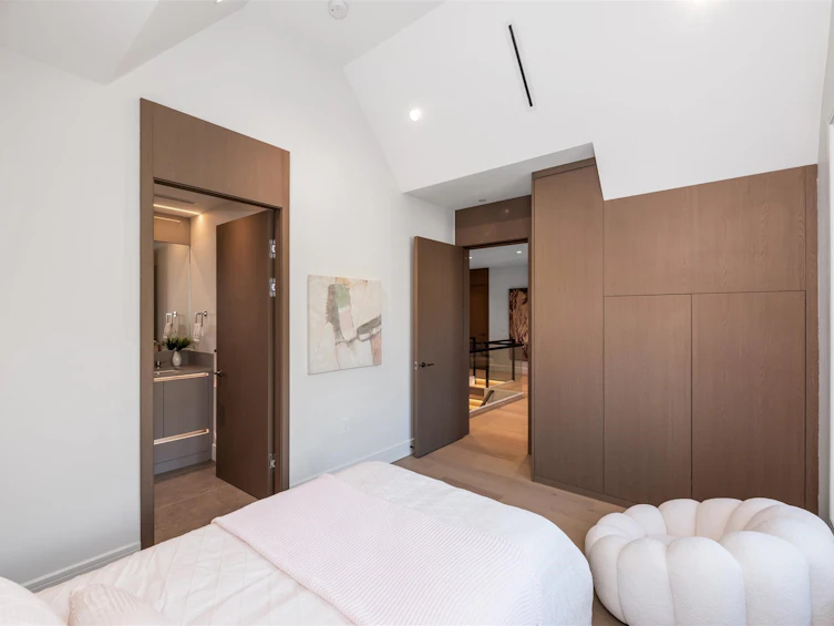 3852 W 50th Avenue, Vancouver, BC, V6N 3V5 - 19
