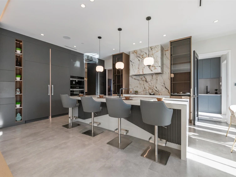 3852 W 50th Avenue, Vancouver, BC, V6N 3V5 - 5
