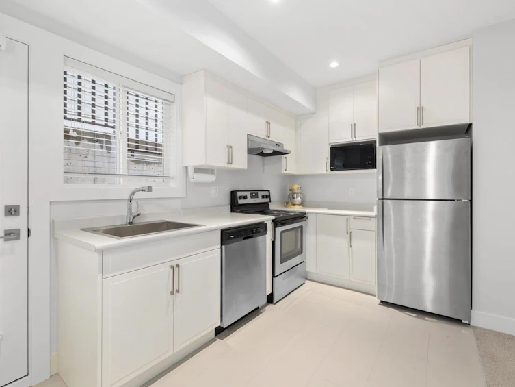 2131 164a Street, Surrey, BC, V3Z 0V5 - 28