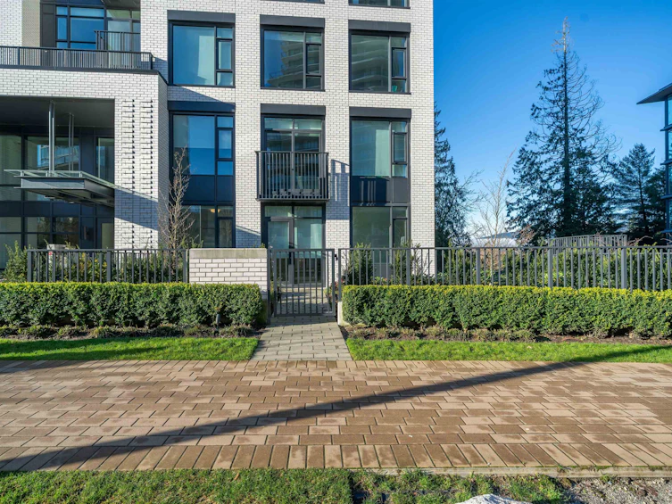 210-8750 University Crescent, Burnaby, BC, V5A 0G9