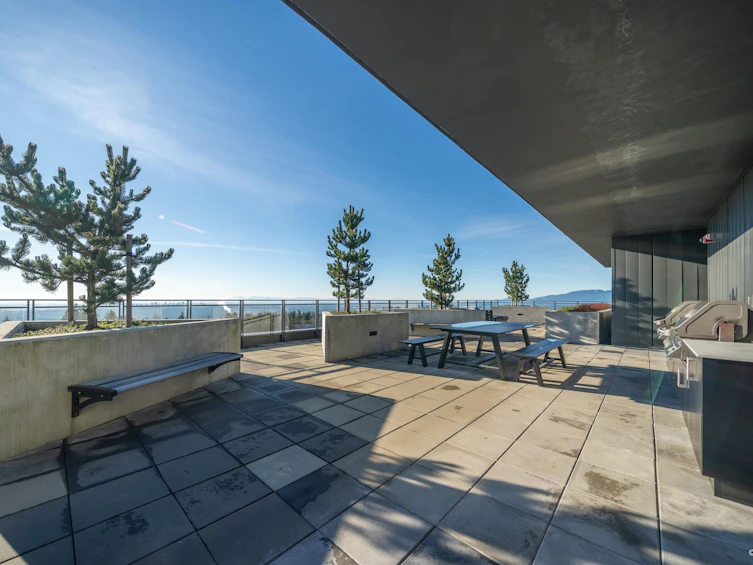 210-8750 University Crescent, Burnaby, BC, V5A 0G9 - 23