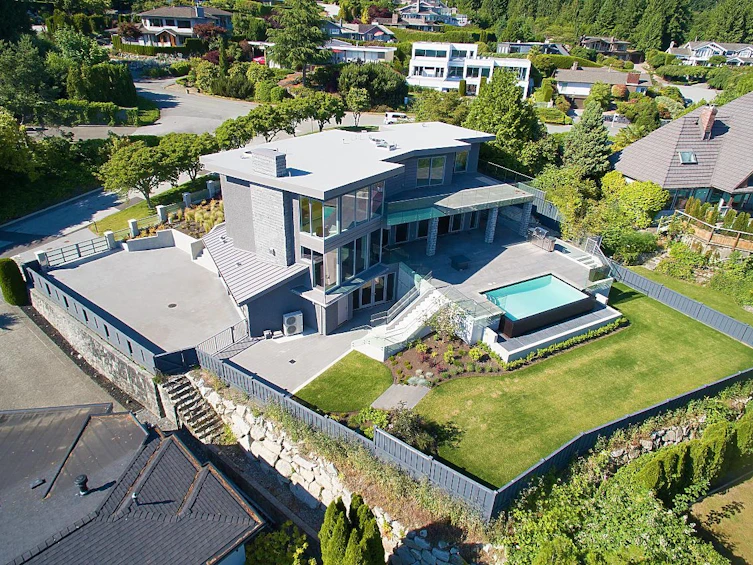 4265 Rockbank Place, West Vancouver, BC, V7W 1A8 - 2