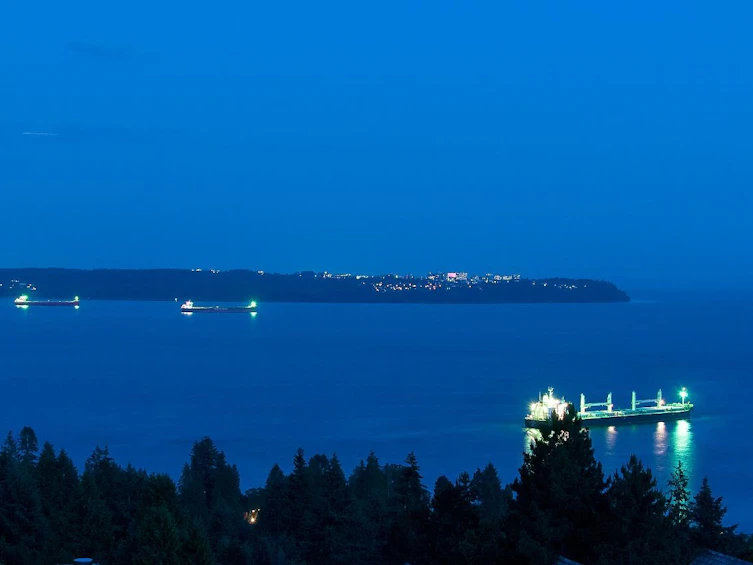 4265 Rockbank Place, West Vancouver, BC, V7W 1A8 - 12
