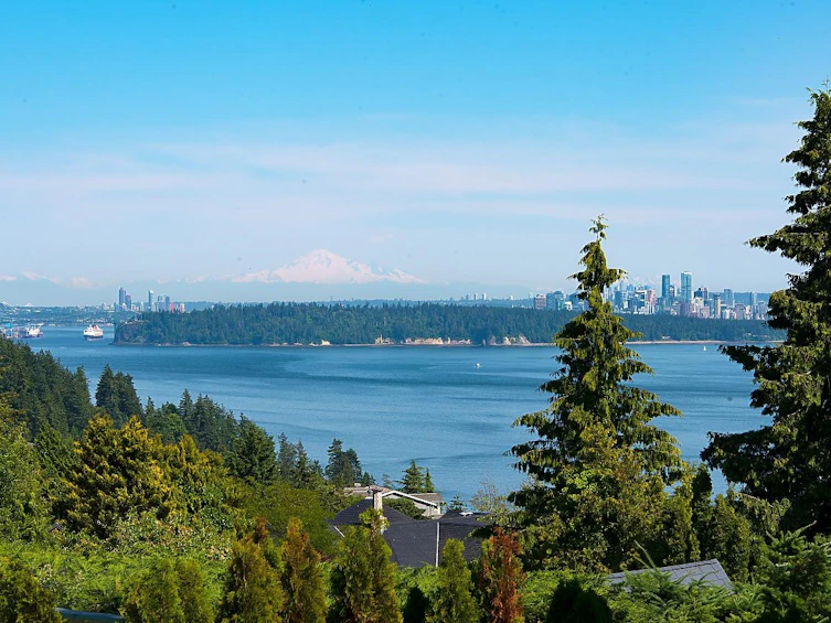 4265 Rockbank Place, West Vancouver, BC, V7W 1A8 - 8