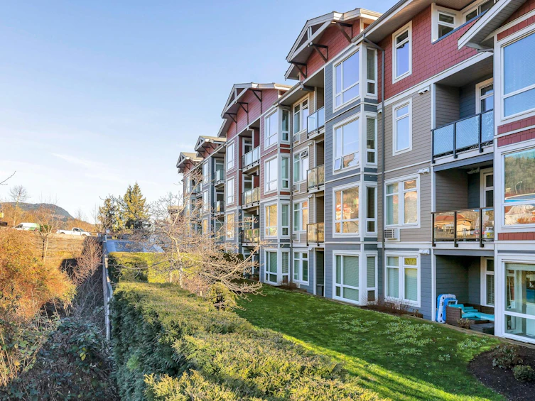 203-2242 Whatcom Road, Abbotsford, BC, V3G 0B3 - 33