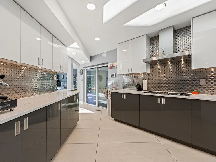 3722 Southridge Place, West Vancouver, BC, V7V 3H8 - 11