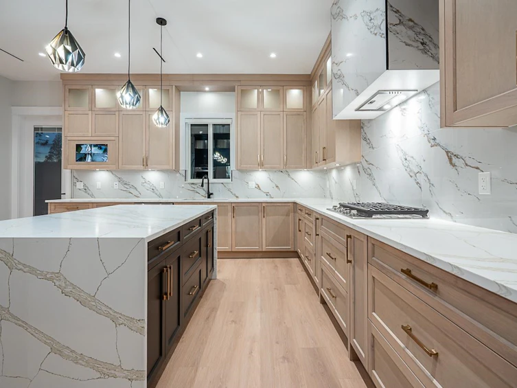 10671 127a Street, Surrey, BC, V3V 5L7 - 9