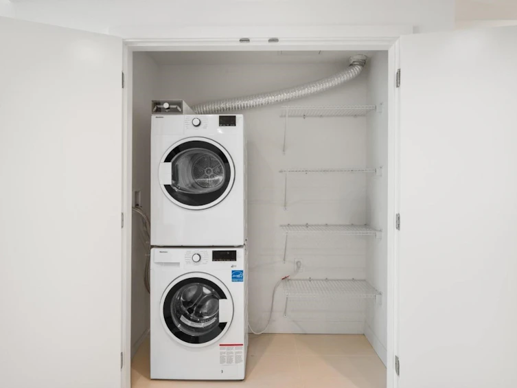 1002-1401 Hunter Street, North Vancouver, BC, V7J 0E2 - 12