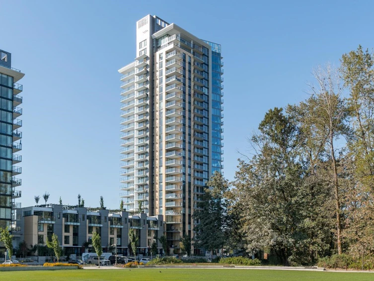 1002-1401 Hunter Street, North Vancouver, BC, V7J 0E2