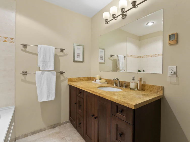 5-7307 Montecito Drive, Burnaby, BC, V5A 1R2 - 21