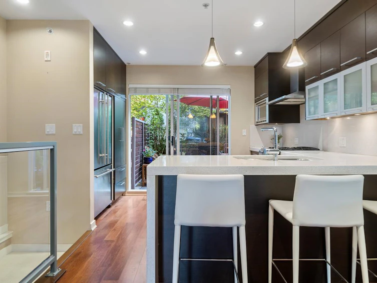 2168 W 8th Avenue, Vancouver, BC, V6K 2A4 - 7