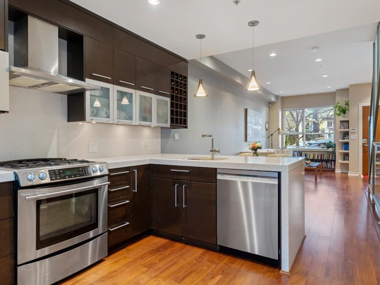 2168 W 8th Avenue, Vancouver, BC, V6K 2A4 - 12