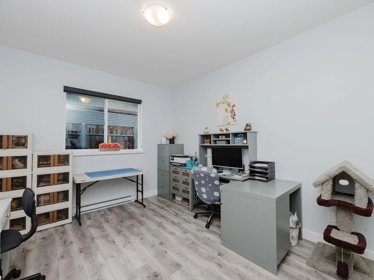 6214 Sitka Road, Sechelt, BC, V7Z 0L3 - 14