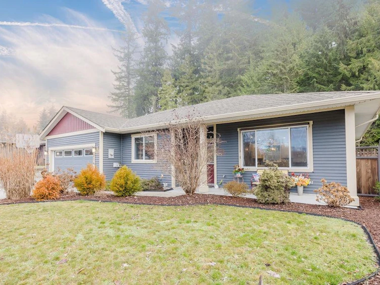 6214 Sitka Road, Sechelt, BC, V7Z 0L3 - 4