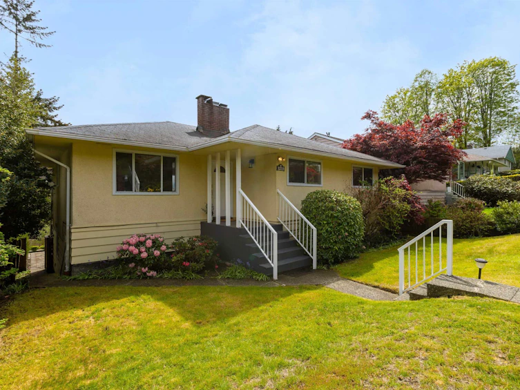 1231 Cloverley Street, North Vancouver, BC, V7L 1N7 - 36