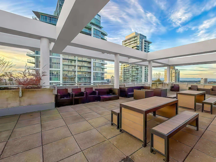 2202-13303 Central Avenue, Surrey, BC, V3T 0K6 - 25