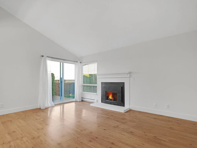 6012 W Greenside Drive, Surrey, BC, V3S 5M8 - 10