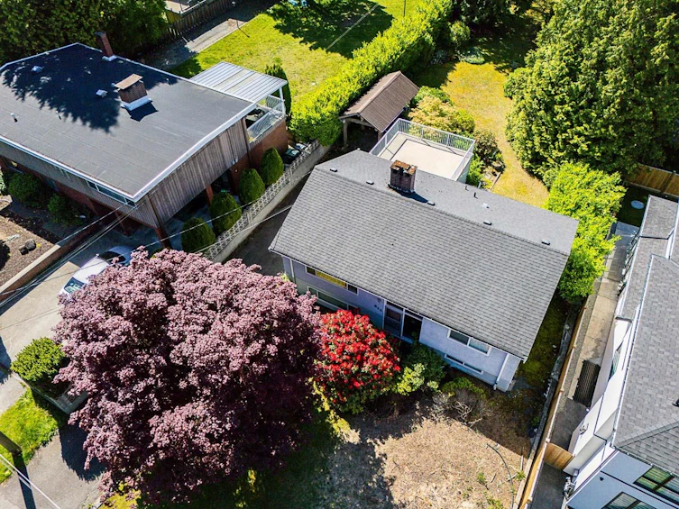614 Chapman Avenue, Coquitlam, BC, V3J 4A3 - 3