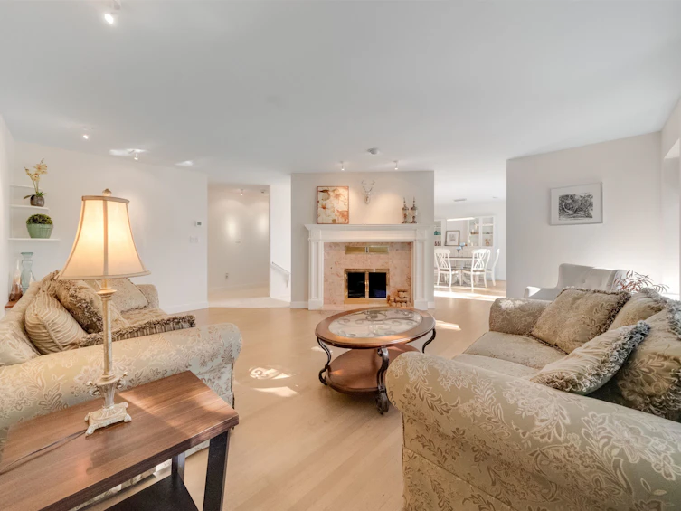 8515 Ansell Place, West Vancouver, BC, V7W 2W3 - 5