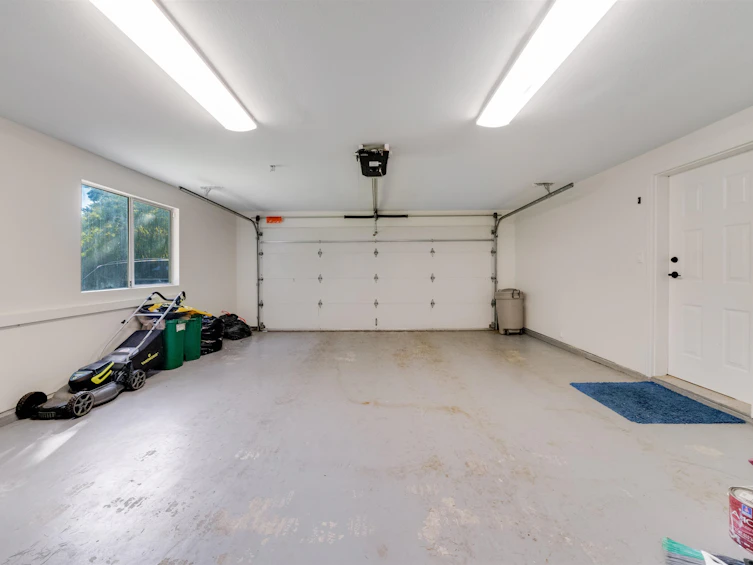 8515 Ansell Place, West Vancouver, BC, V7W 2W3 - 33