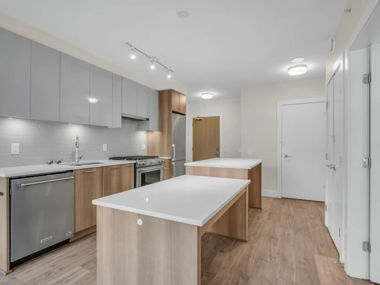 406-258 Nelson's Court, New Westminster, BC, V3L 0J9 - 5