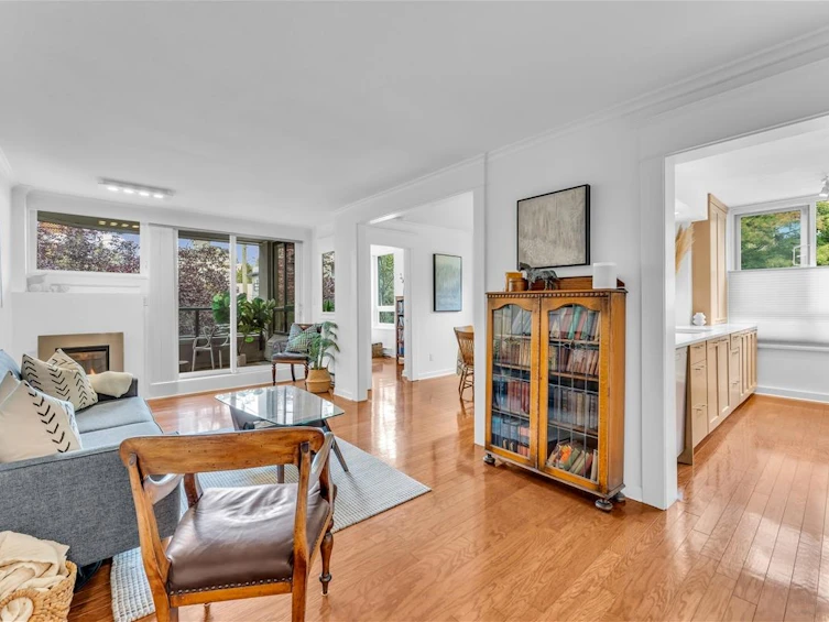 401-1330 Jervis Street, Vancouver, BC, V6E 2E3 - 2