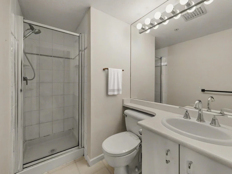 202-1333 W 7th Avenue, Vancouver, BC, V6H 1B8 - 10