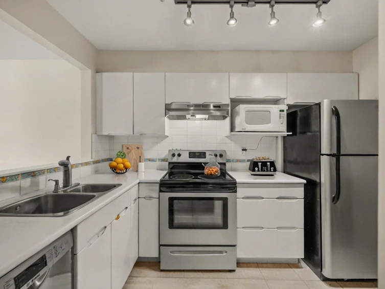 202-1333 W 7th Avenue, Vancouver, BC, V6H 1B8 - 7