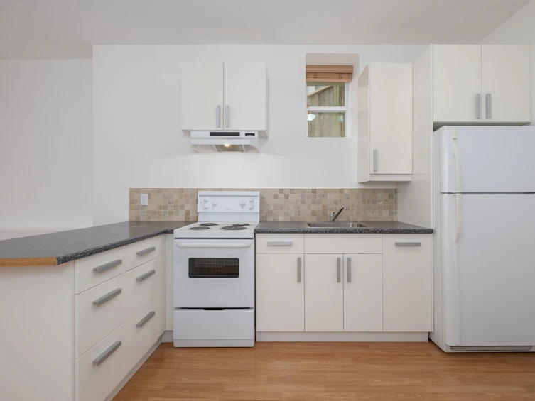 333 E Keith Road, North Vancouver, BC, V7L 1V6 - 28