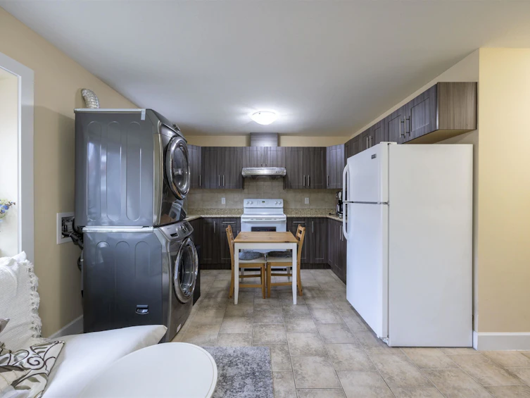 4346 Wildwood Crescent, Burnaby, BC, V5G 2M4 - 16