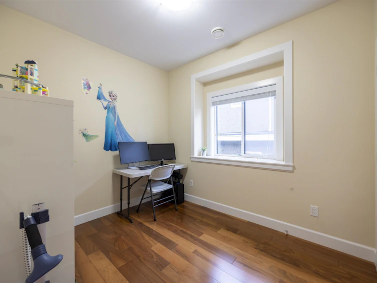 4346 Wildwood Crescent, Burnaby, BC, V5G 2M4 - 13