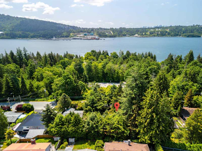 4150 Dollarton Highway - 2