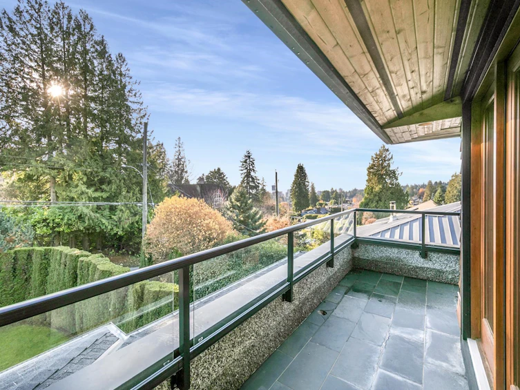 1031 Inglewood Avenue, West Vancouver, BC, V7T 1Y1 - 16