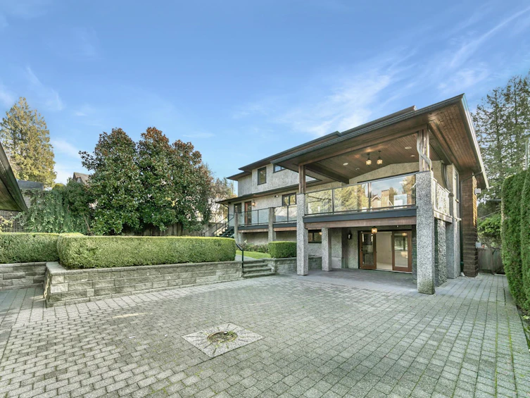 1031 Inglewood Avenue, West Vancouver, BC, V7T 1Y1 - 32