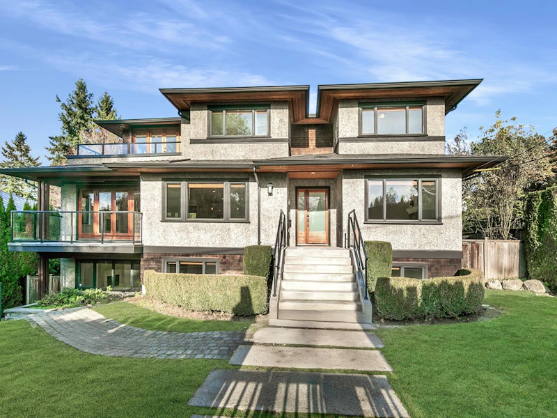 1031 Inglewood Avenue, West Vancouver BC V7T 1Y1