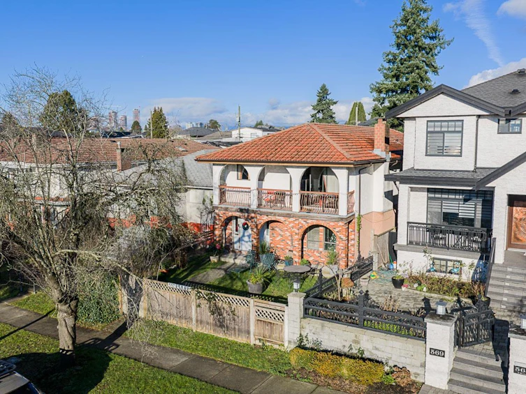 557 E 58th Avenue, Vancouver, BC, V5X 1W1 - 9