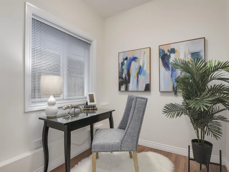 2151 Triumph Street, Vancouver, BC, V5L 1L1 - 17