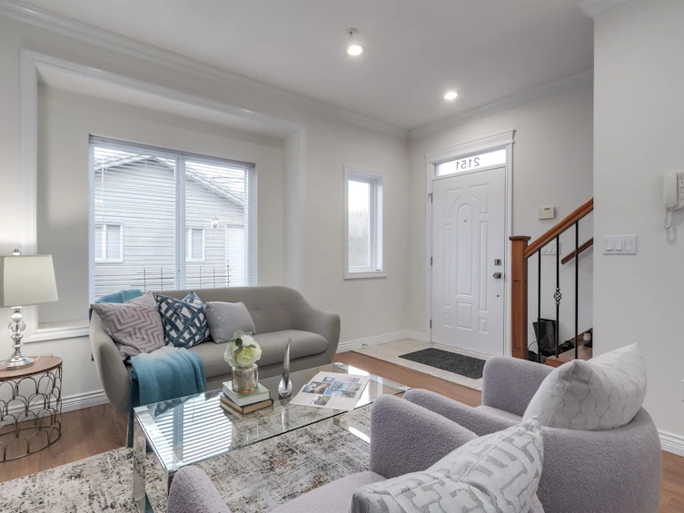 2151 Triumph Street, Vancouver, BC, V5L 1L1 - 6