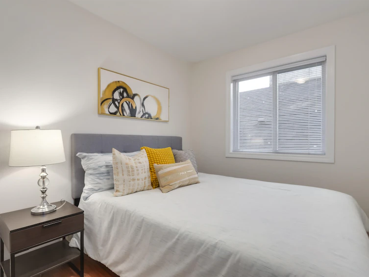 2151 Triumph Street, Vancouver, BC, V5L 1L1 - 15