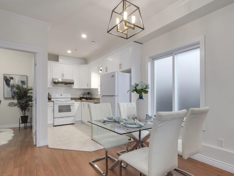 2151 Triumph Street, Vancouver, BC, V5L 1L1 - 8