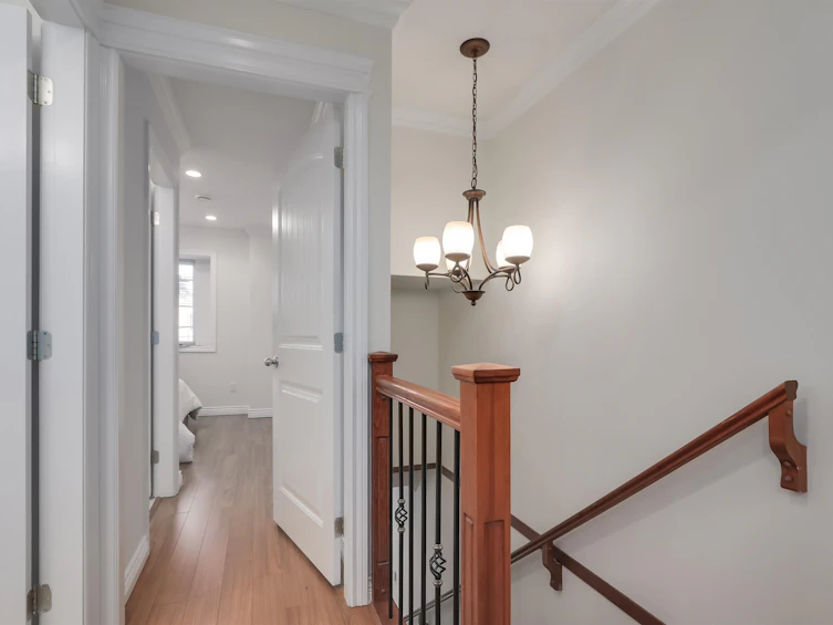 2151 Triumph Street, Vancouver, BC, V5L 1L1 - 18