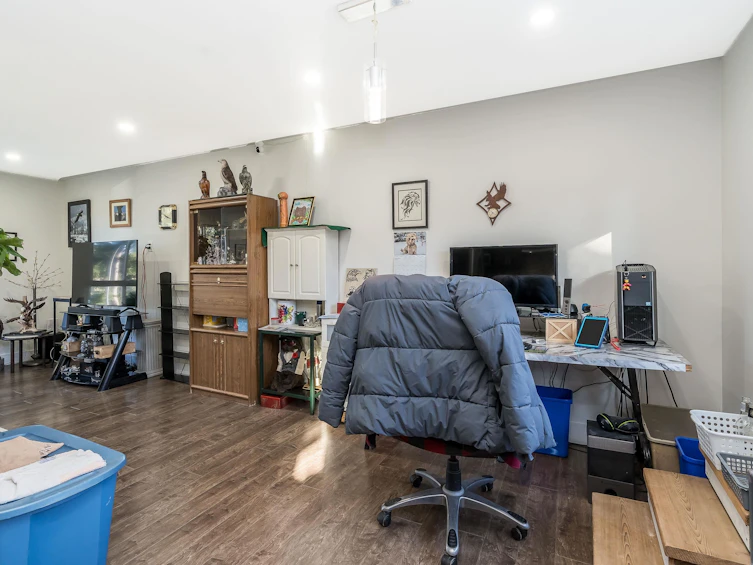 7902 Heron Street, Mission, BC, V2V 6A1 - 10