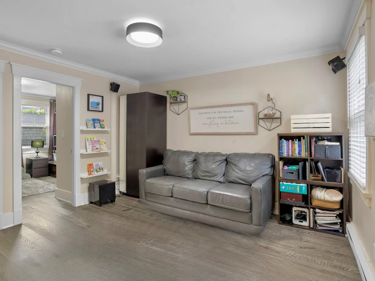 1365 W 7th Avenue, Vancouver, BC, V6H 1B8 - 10