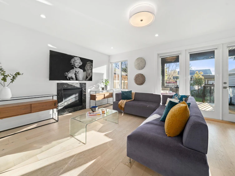 361 E 15th Street, North Vancouver, BC, V7L 2R6 - 11
